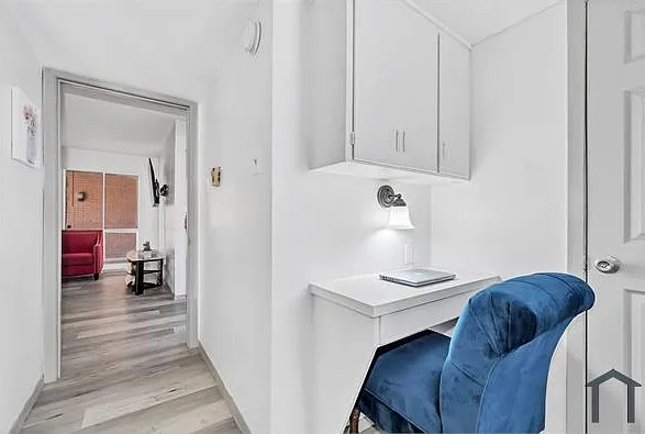 5647 Gaston Ave #117 — Photo 5