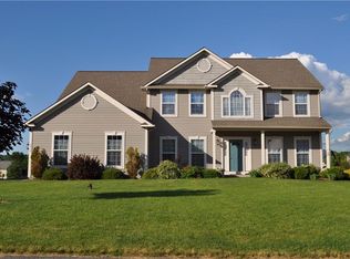 8317 Preserve Pkwy, Manlius, NY 13104