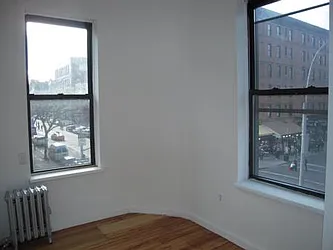 Rented by R New York