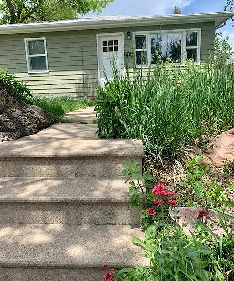 401 Alpine Ave — Photo 2