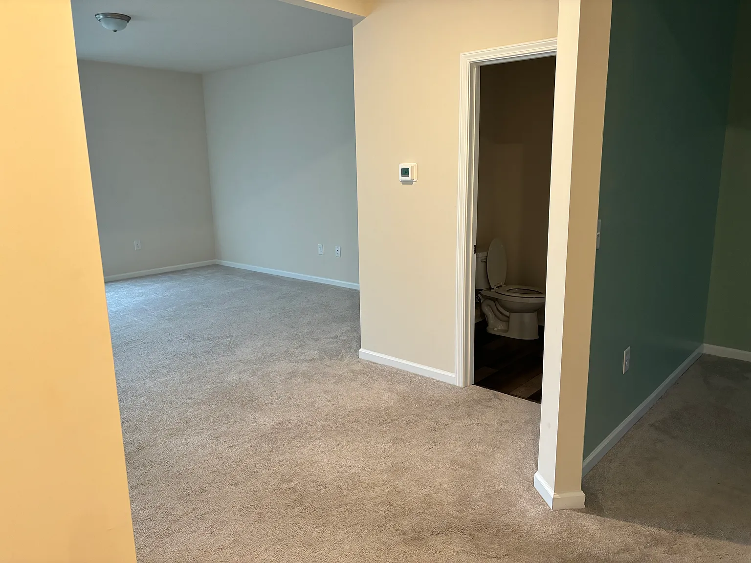 4 bed, 2.5 bath, 2334 sqft, $2,450 — Photo 4