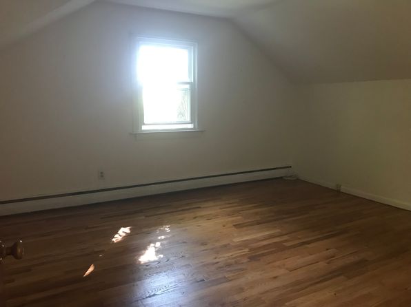 24 Prospect Rd FLOOR 2