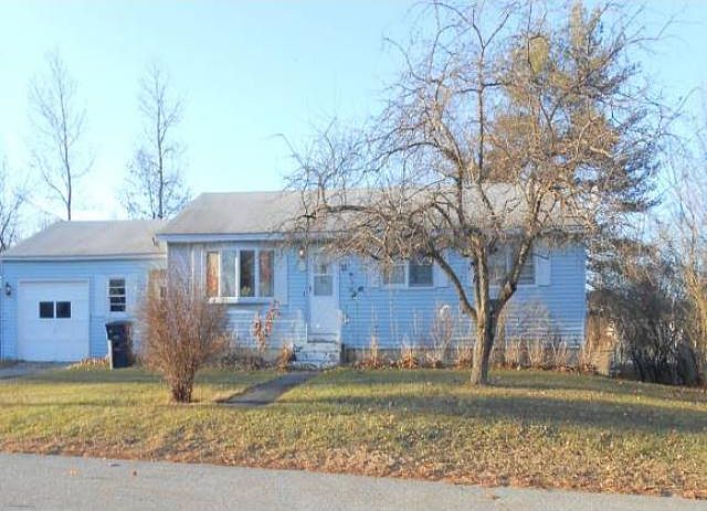 1st image of 33 Seminole Dr