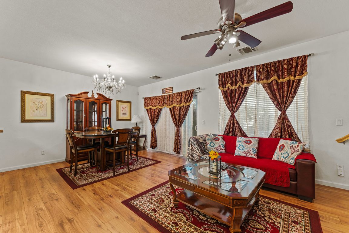 next background image