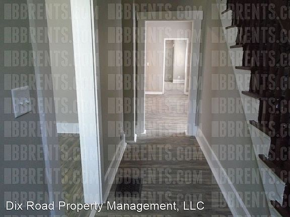 3rd image of 1335 Ryland Ave