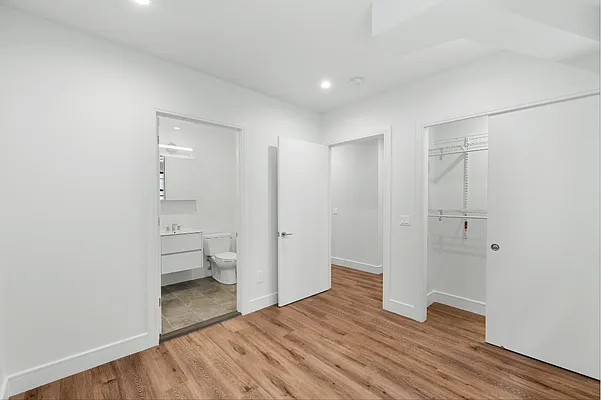 Rented by REAL New York | media 29