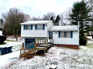 302 Leatherbark Rd, Cranberry Township, PA 16066