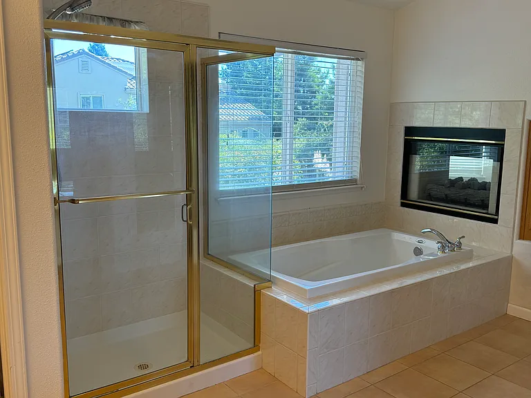 323 Lower Vintners Cir — Photo 11