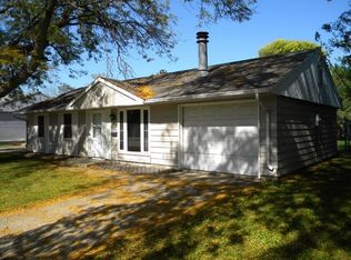 1408 E Lynn Blvd, Sterling, IL 61081