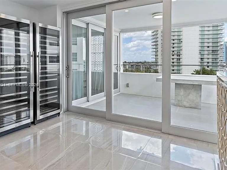 16 Island Ave #7C — Photo 18