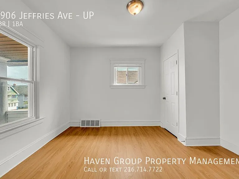 8906 Jeffries Ave #UP — Photo 15
