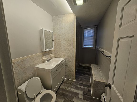 3rd image of 35 Bradshaw St APT 2