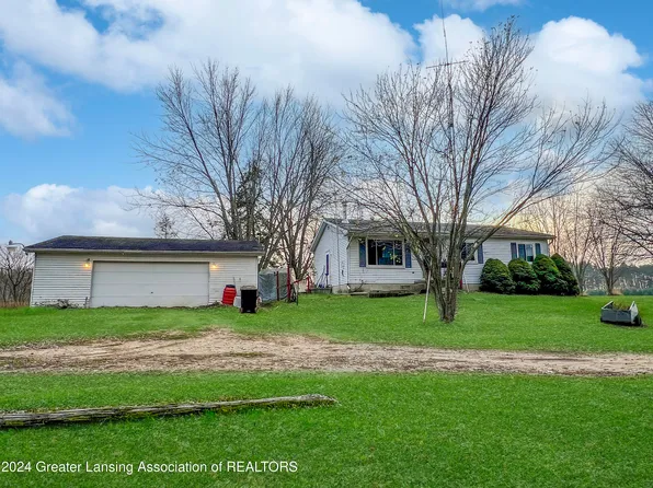 595 W Howell Rd, Mason, MI 48854