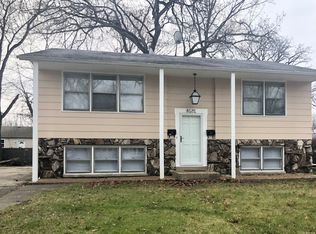 2528 Linden Ave #1, Waukegan, IL 60087