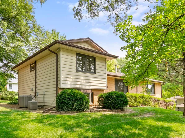 11808 Cryer Ave, Omaha, NE 68144