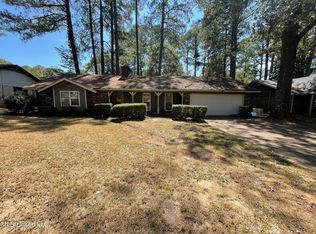 207 Fox Meadows Rd, Jackson, MS 39212