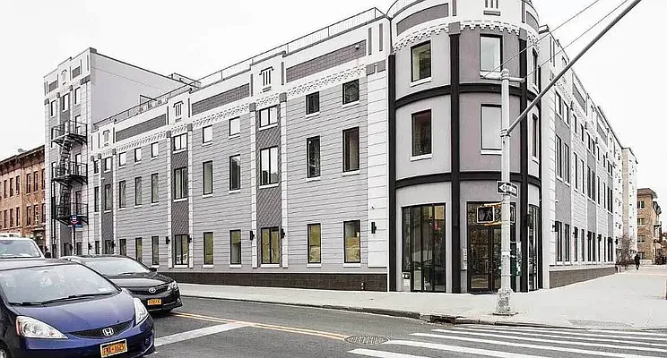 Rented by ERNY LLC | media 9