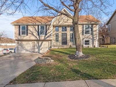 4707 Switzer Rd, Shawnee, KS, 66203