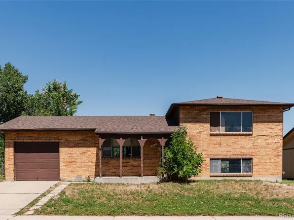 14955 Robins Drive, Denver, CO 80239