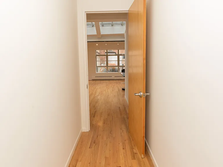 80 Nassau St #4A — Photo 18