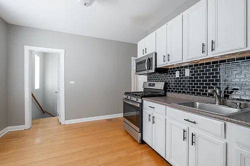 3403 N Hamlin Ave #1 Photo 1