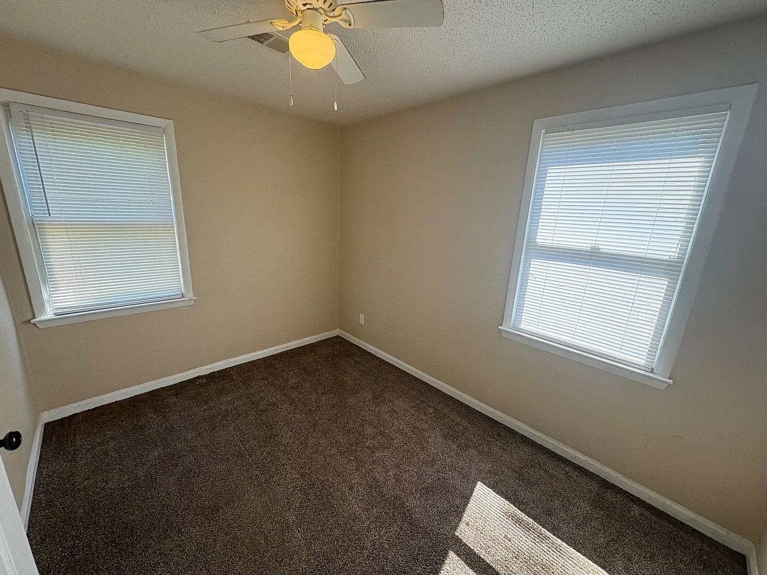3400 Rochester Rd — Photo 3