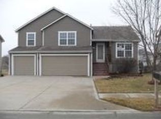 407 SW Joseph Ln, Grain Valley, MO 64029