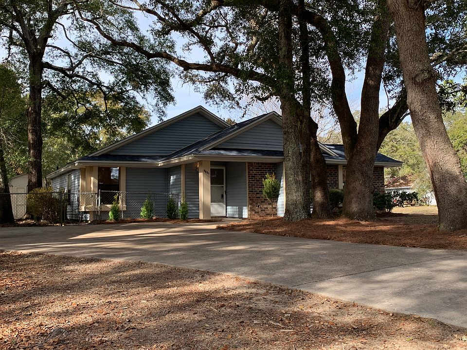 Front of house driveway