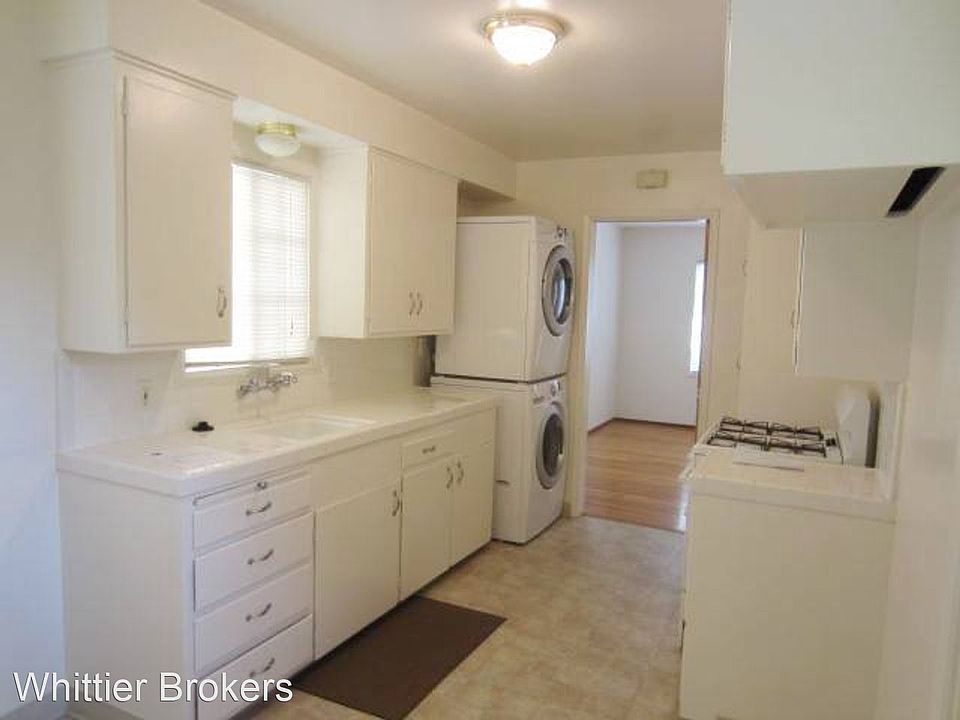 1st image of 6706 1/2 Pickering Ave