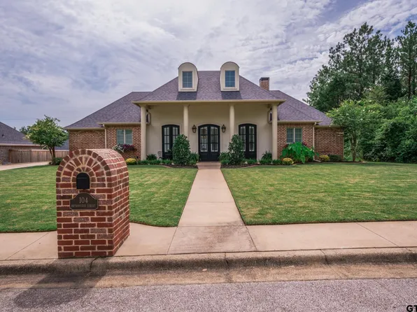 104 Bryanhurst St, Henderson, TX 75654