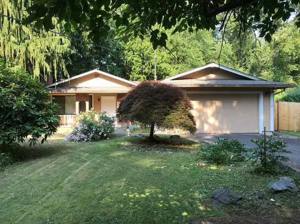 18305 Butternut Rd, Lynnwood, WA 98037