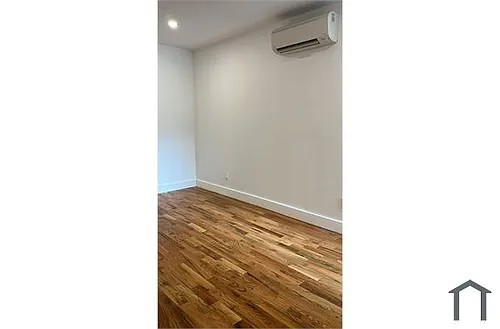 2516 Webb Ave #3A Photo 1
