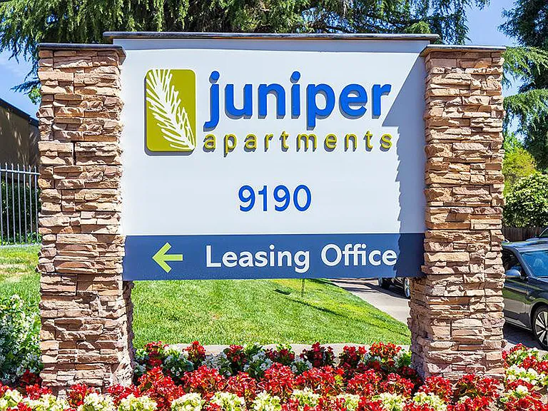 Juniper Apartments — Photo 17