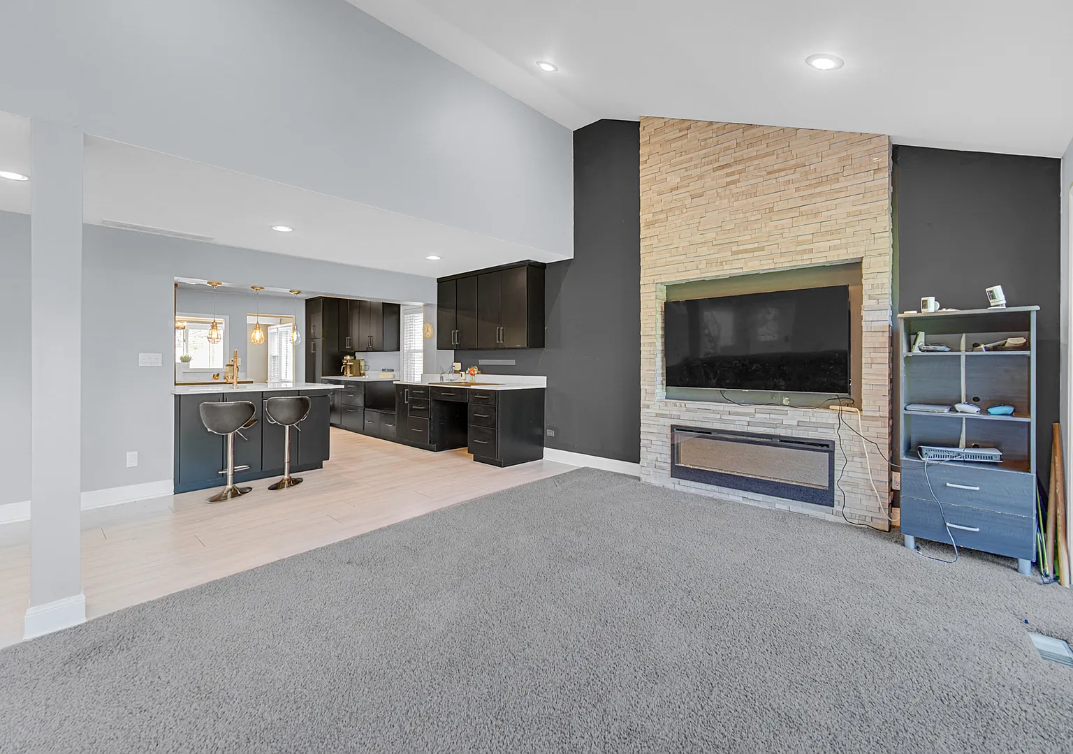 4 bed, 2316 sqft, $5,000 — Photo 4