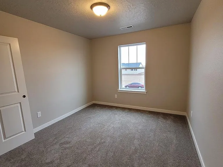 17795 Stony Ridge Ave — Photo 24