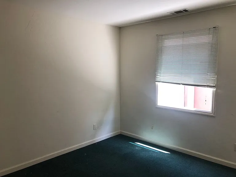 2436 Ellsworth St #B — Photo 10