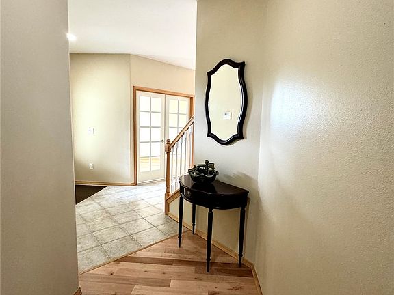 5th image of 631 79th Drive NE