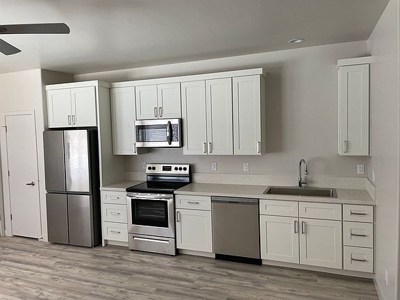 4th image of 2140 Industrial Blvd #D102