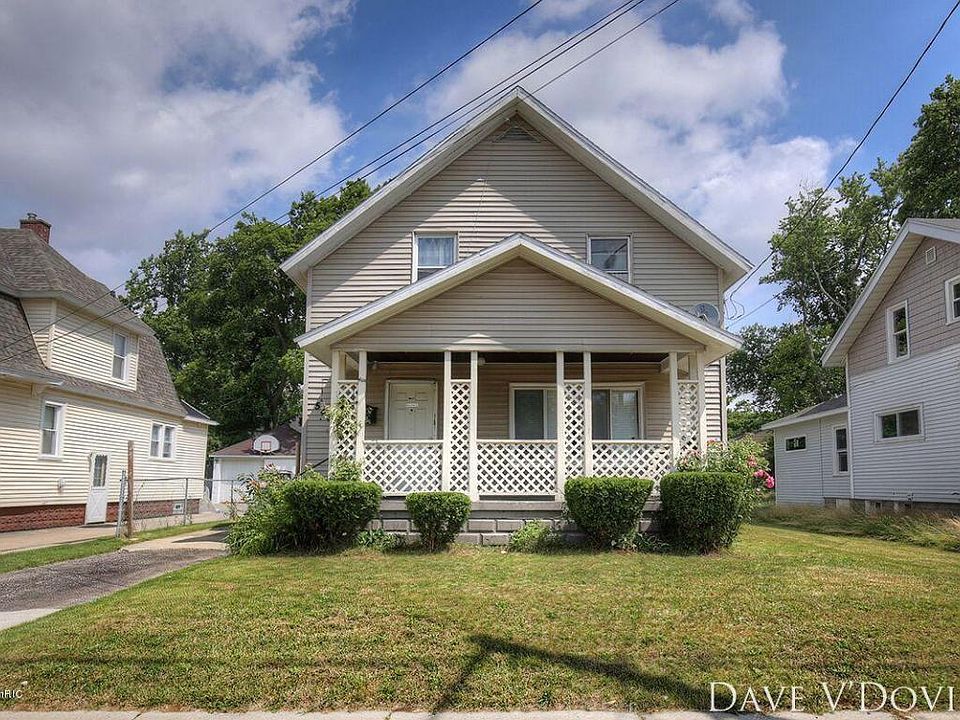 1st image of 543 Burton St SE