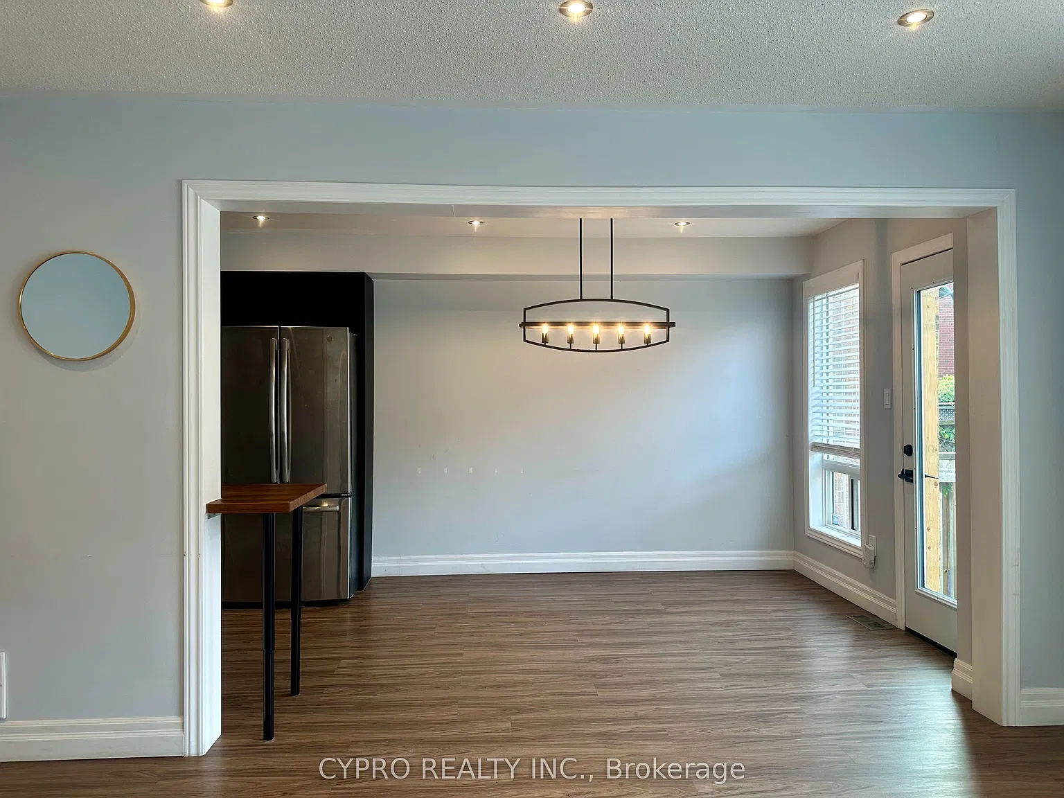 3 bed, $3,490 — Photo 4