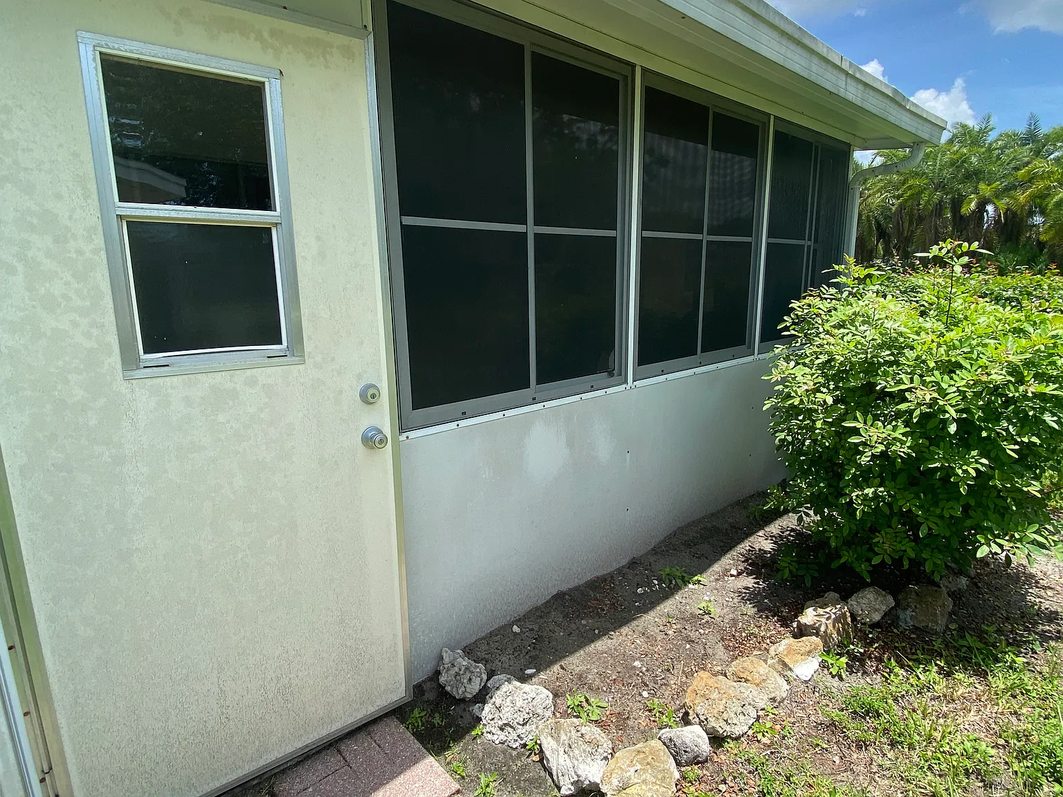 2 bed, 650 sqft, $1,340 — Photo 3