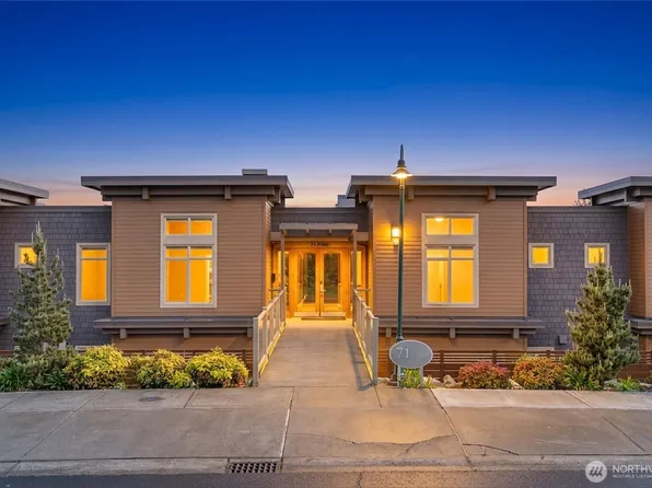 71 Pine Street #201, Edmonds, WA 98020