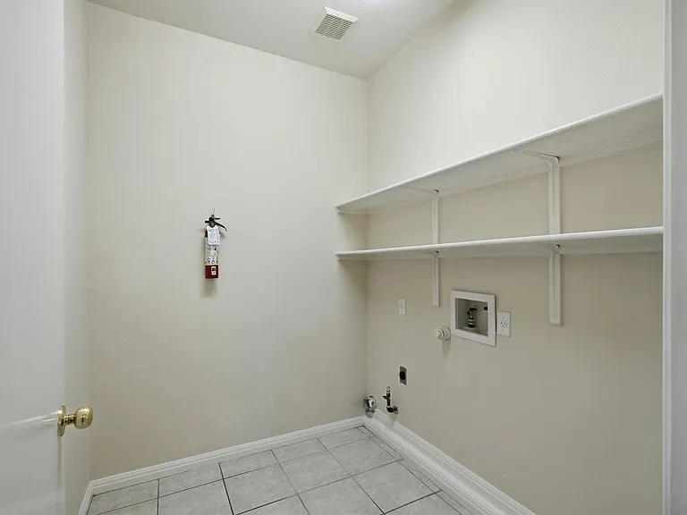2215 Dry Creek Dr #816 — Photo 9
