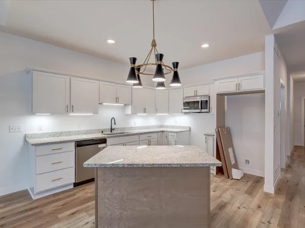 1429 Ottowynn Ter, Lodi, WI 53555