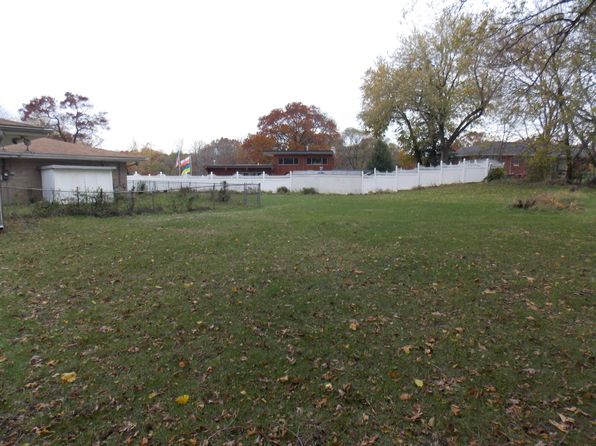 631 N Miami St, Gary, IN 46403