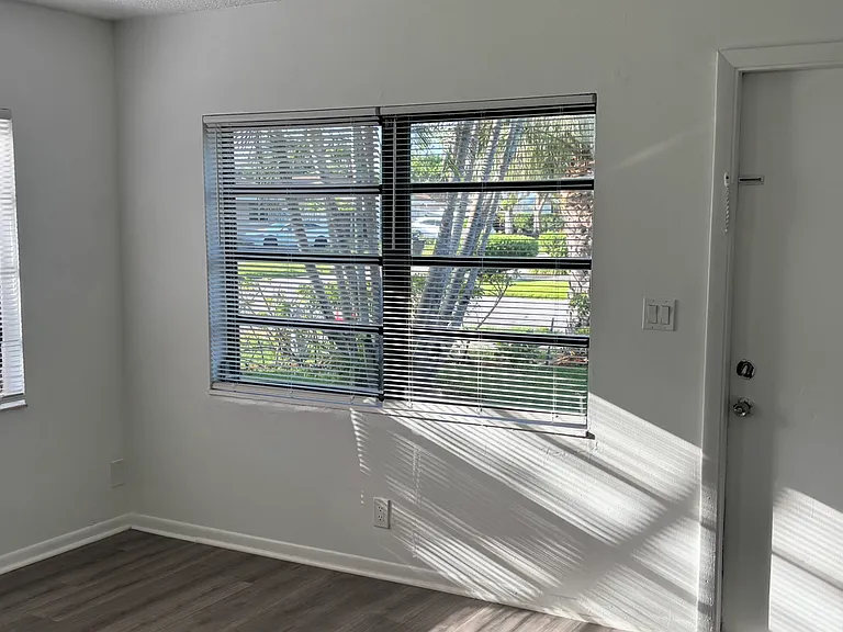 199 NE 23rd St #199 — Photo 35