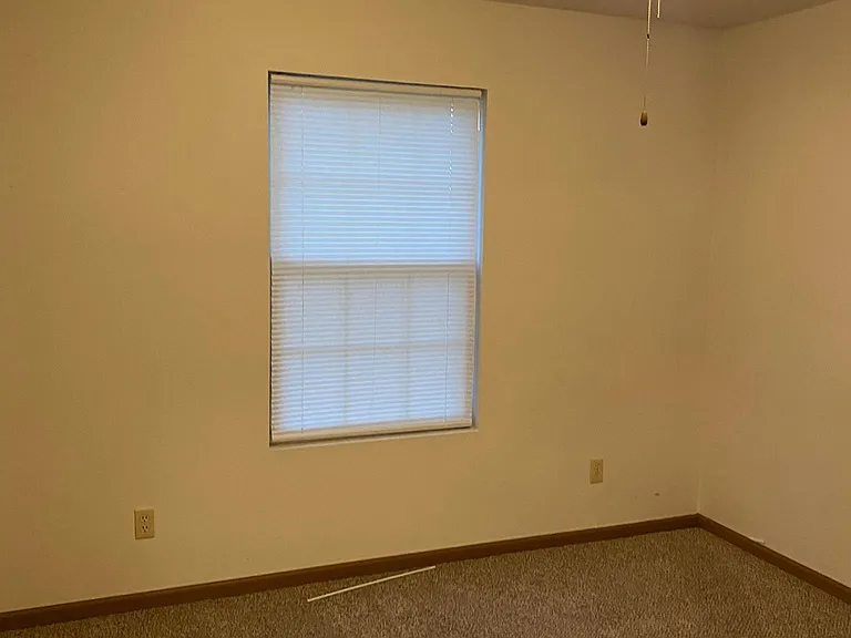 5493 Tall Pines Pkwy — Photo 9