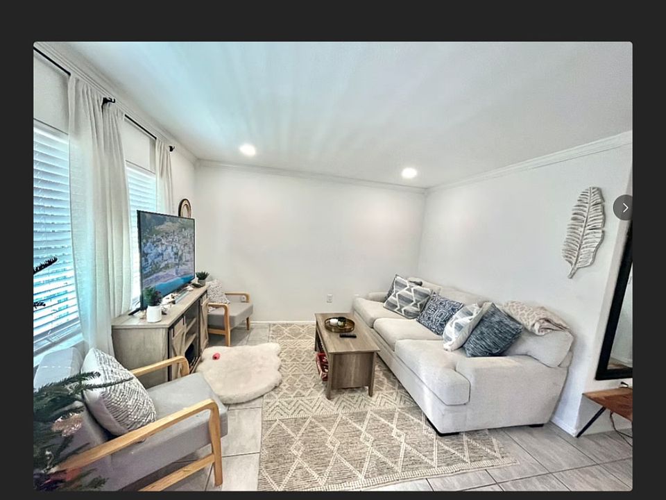1st image of 4335 Aegean Dr APT 216A