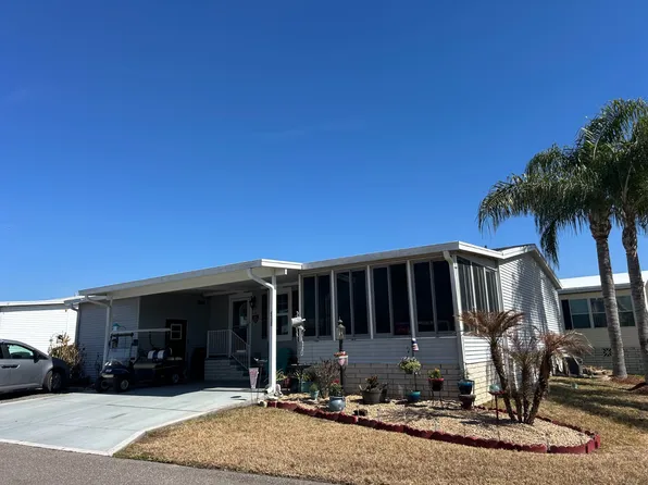 4750 Lark Haven Pl, Zephyrhills, FL 33541