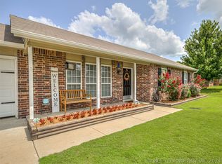 14793 E Modoc St, Claremore, OK 74017
